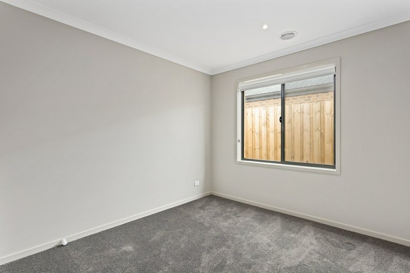 Photo - 6 Palace Road, St Leonards VIC 3223 - Image 9