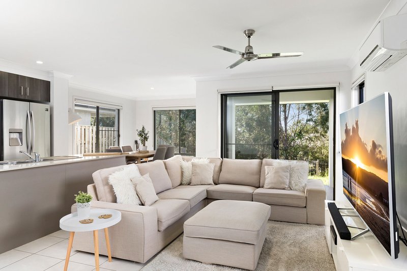 Photo - 6 Palmerston Place, Coomera QLD 4209 - Image 2