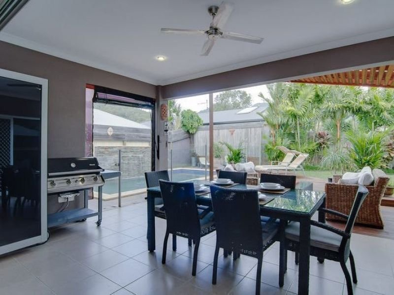 Photo - 6 Pambula Close, Kewarra Beach QLD 4879 - Image 23