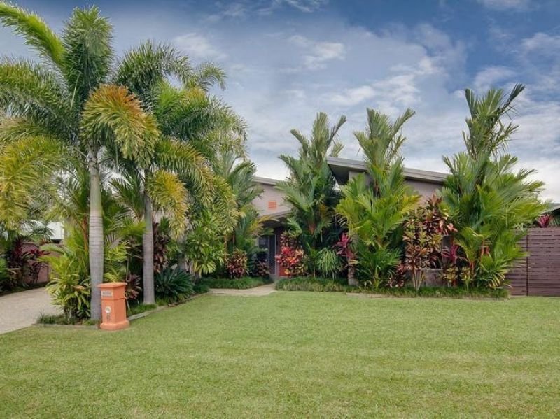 Photo - 6 Pambula Close, Kewarra Beach QLD 4879 - Image 25