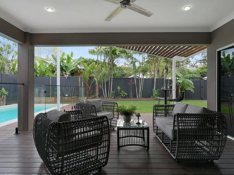 Photo - 6 Pambula Close, Kewarra Beach QLD 4879 - Image 12