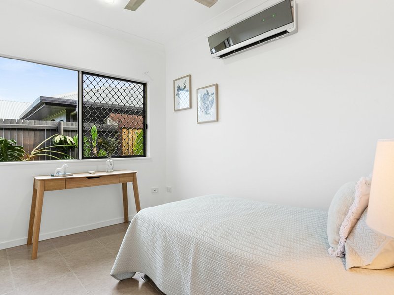 Photo - 6 Pambula Close, Kewarra Beach QLD 4879 - Image 23