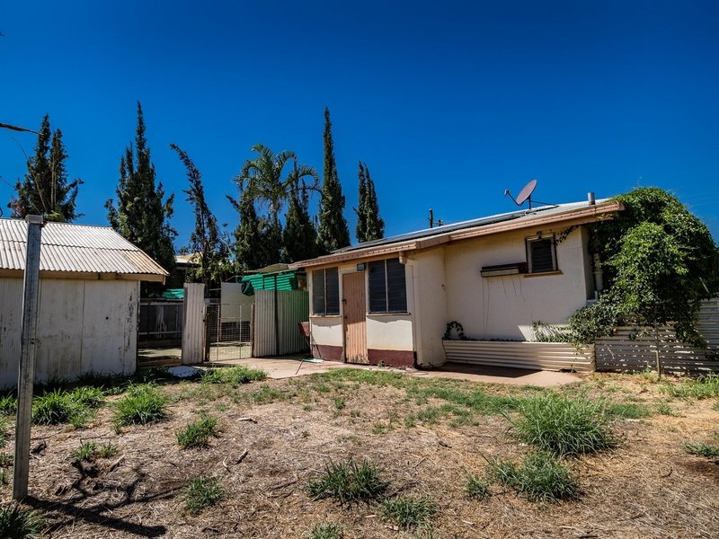 Photo - 6 Pamela Street, Mount Isa QLD 4825 - Image 9