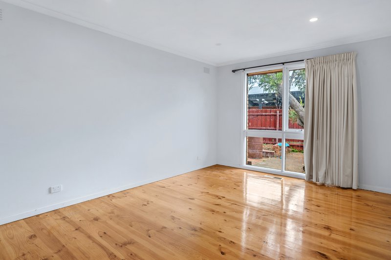 Photo - 6 Pannam Drive, Hoppers Crossing VIC 3029 - Image 5