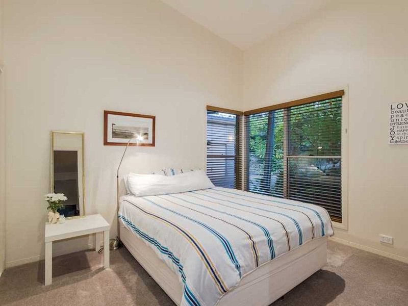 Photo - 6 Parkes Court, Reedy Creek QLD 4227 - Image 15