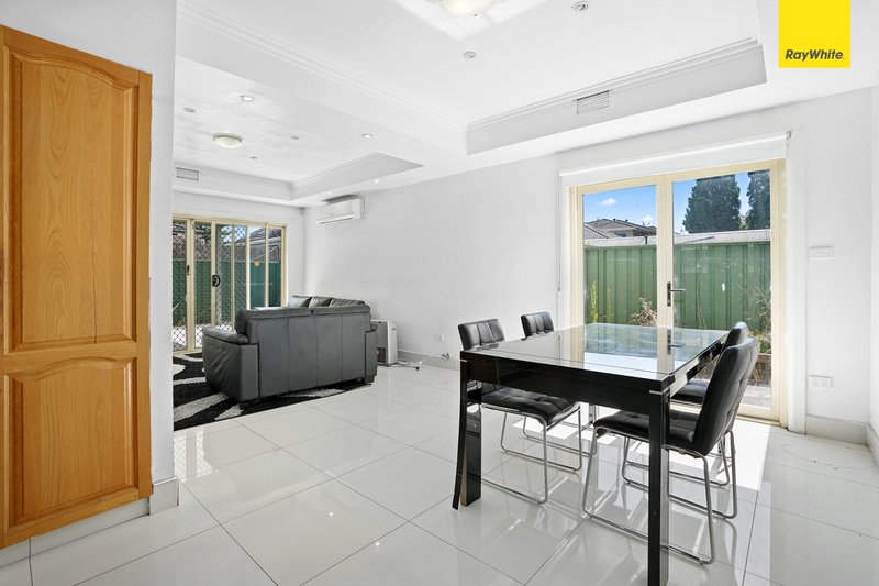 Photo - 6 Parkes Street, Guildford NSW 2161 - Image 4