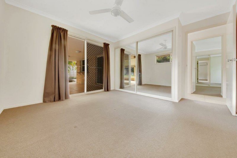 Photo - 6 Parsons Place, New Auckland QLD 4680 - Image 13