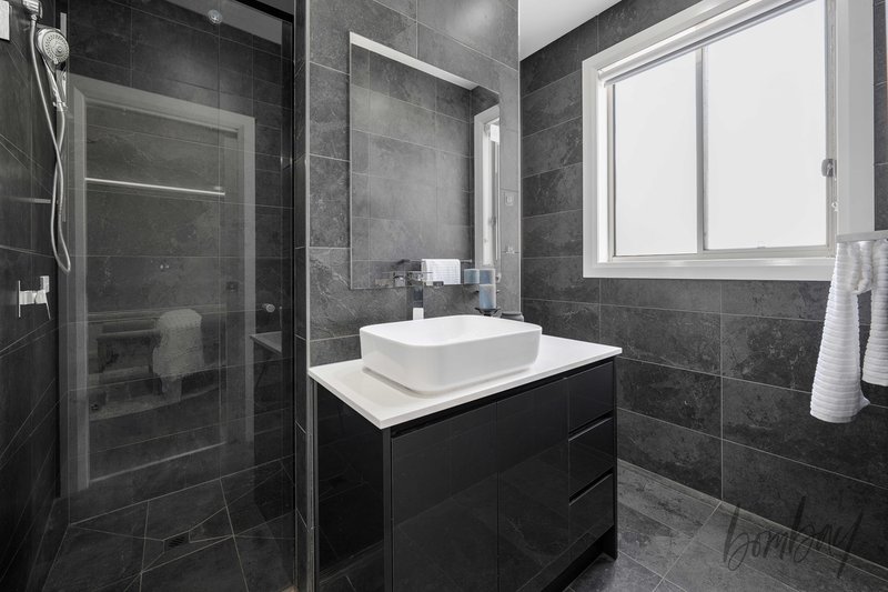 Photo - 6 Pascal Crescent, Kalkallo VIC 3064 - Image 11