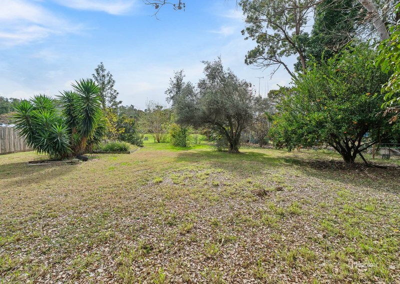 Photo - 6 Paterson Road, Moore QLD 4314 - Image 2