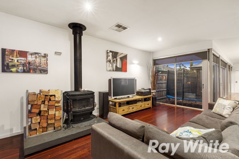 Photo - 6 Paul Avenue, Box Hill North VIC 3129 - Image 5