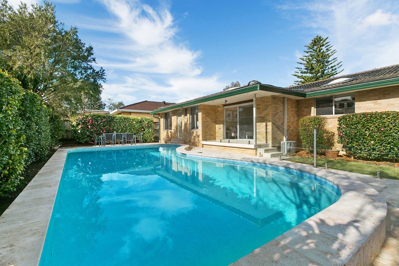 6 Peacock Parade, Frenchs Forest NSW 2086