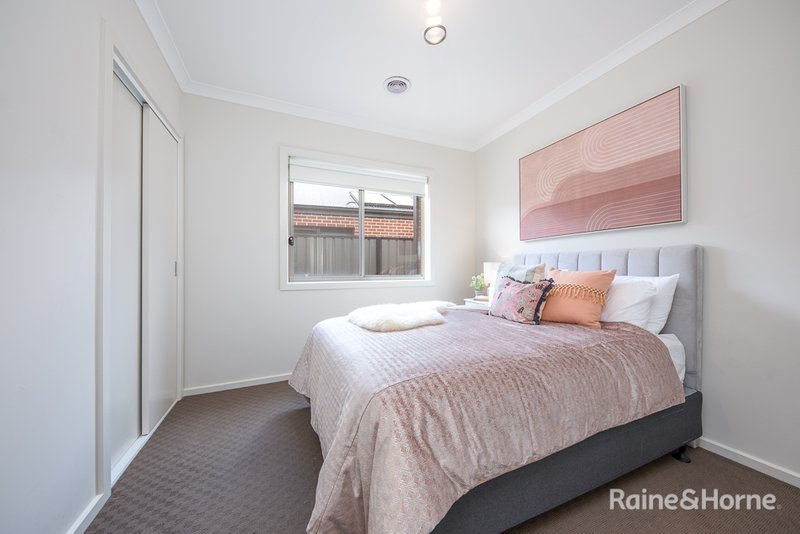 Photo - 6 Peak Road, Greenvale VIC 3059 - Image 14