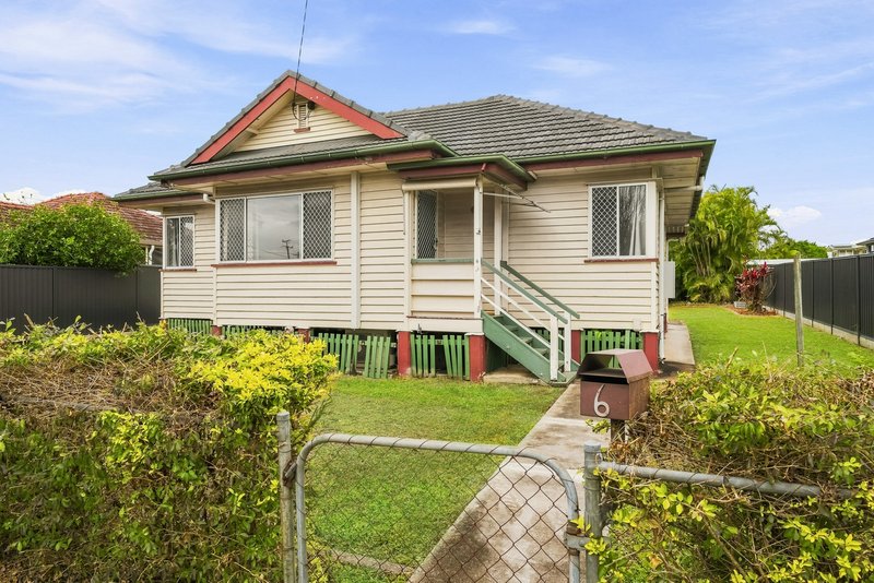 Photo - 6 Pechey Street, Chermside QLD 4032 - Image 1