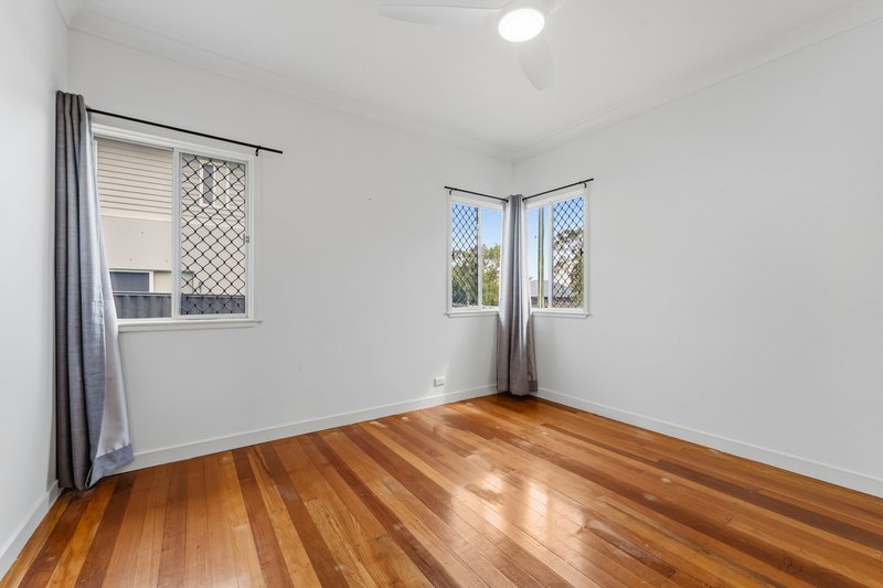 Photo - 6 Pechey Street, Chermside QLD 4032 - Image 6