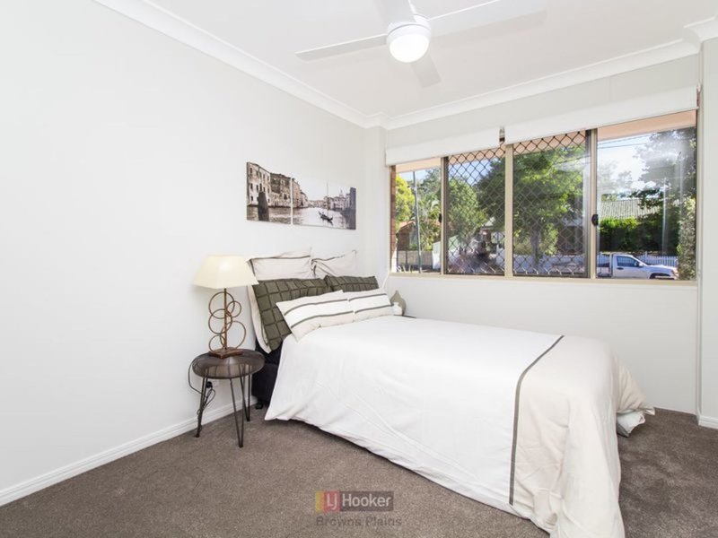 Photo - 6 Pedder Street, Marsden QLD 4132 - Image 7