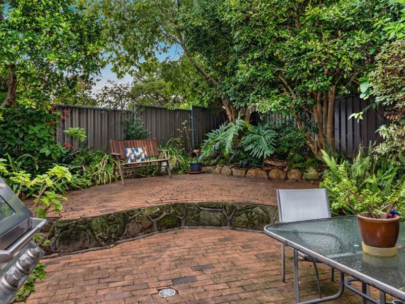 Photo - 6 Peel Place, Winston Hills NSW 2153 - Image 6