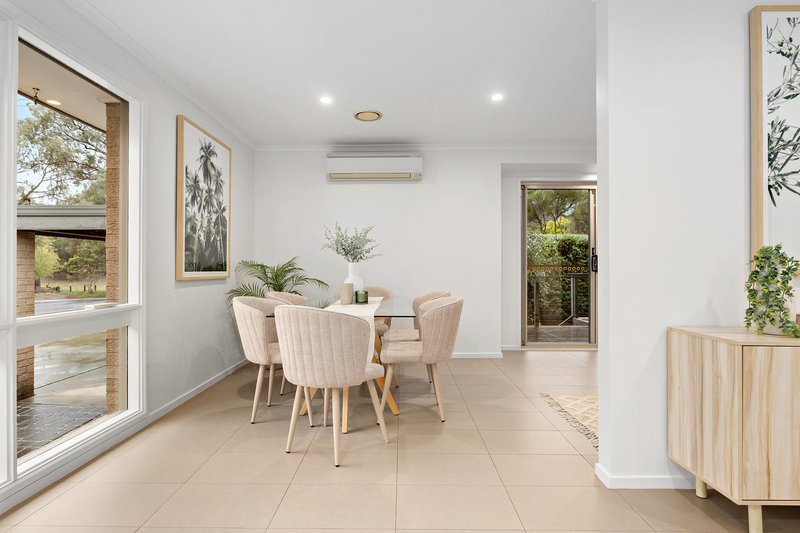 Photo - 6 Peeler Place, Gowrie ACT 2904 - Image 7