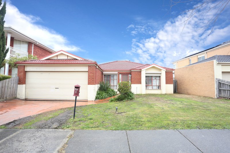 6 Pegasus Court, Roxburgh Park VIC 3064