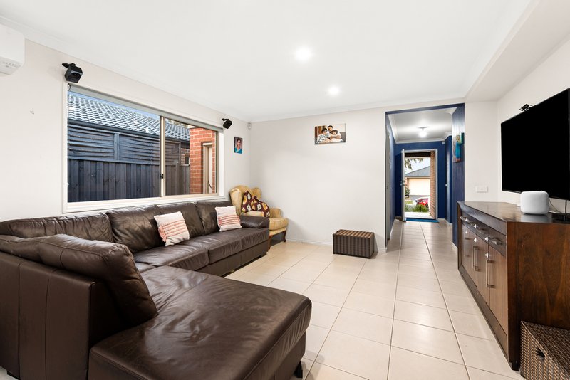 Photo - 6 Pelion Avenue, Clyde VIC 3978 - Image 3