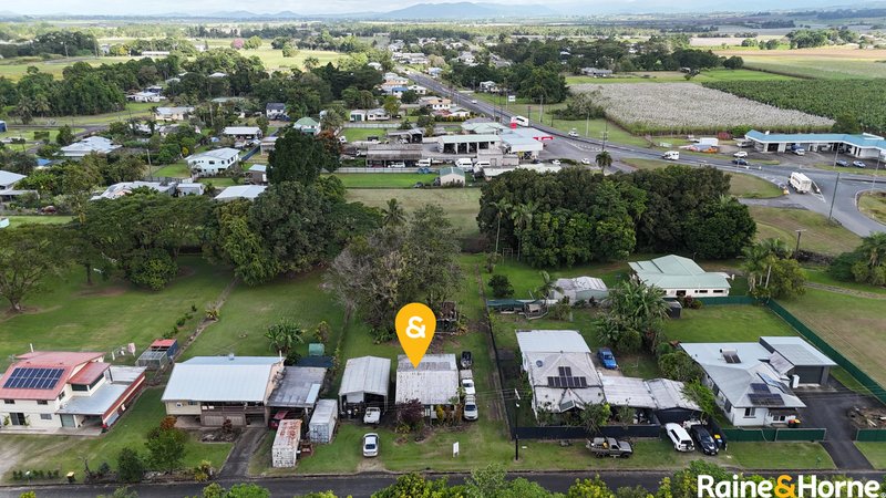 Photo - 6 Penda Street, Goondi Bend QLD 4860 - Image 2