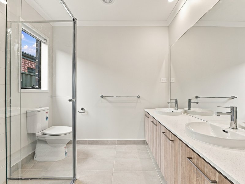 Photo - 6 Pepperidge Drive, Tarneit VIC 3029 - Image 21