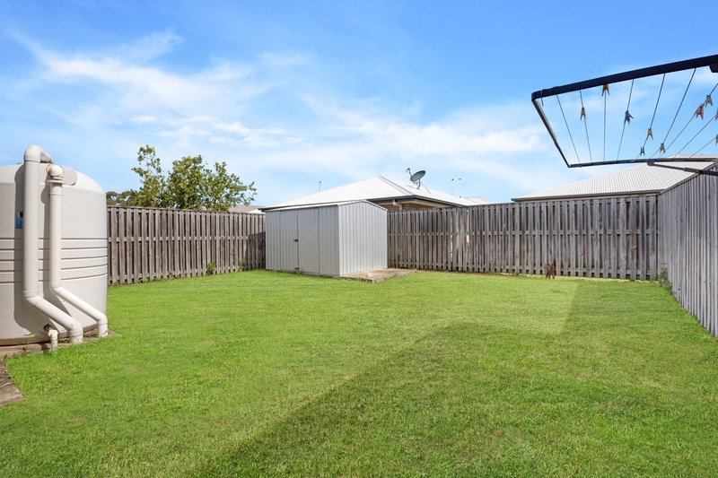 Photo - 6 Peppertree Crescent, Andergrove QLD 4740 - Image 12