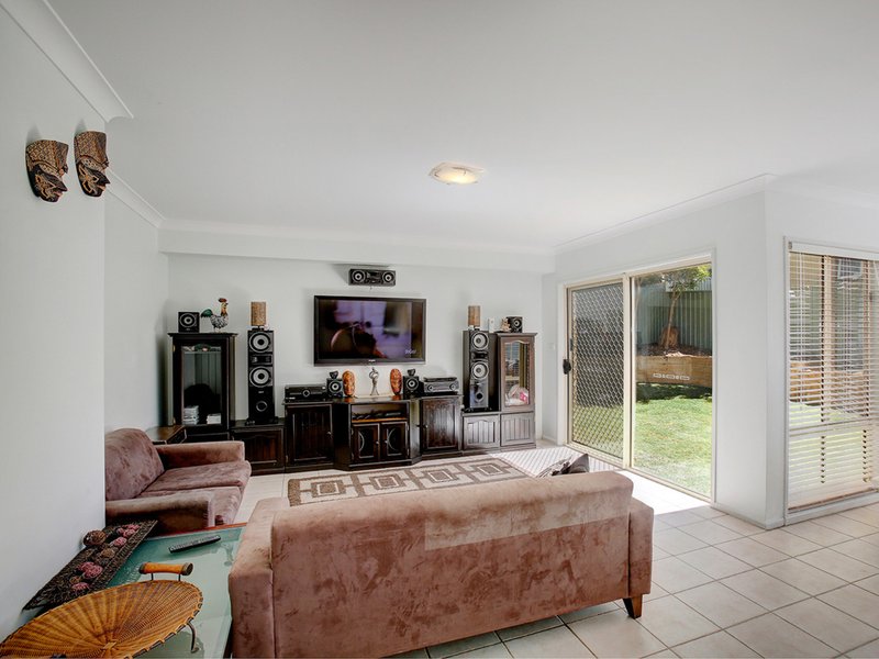 Photo - 6 Percy Street, Hill Top NSW 2575 - Image 3