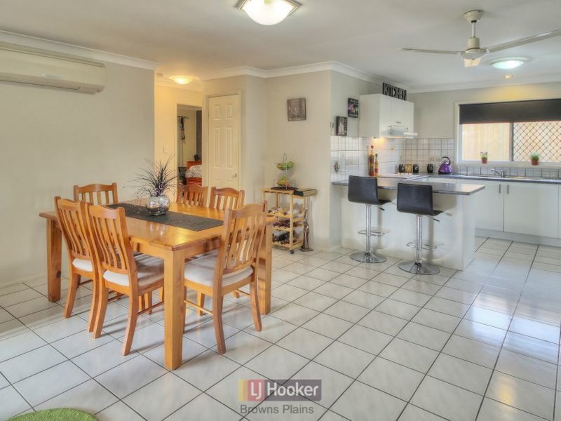 Photo - 6 Perentie Street, Regents Park QLD 4118 - Image 8