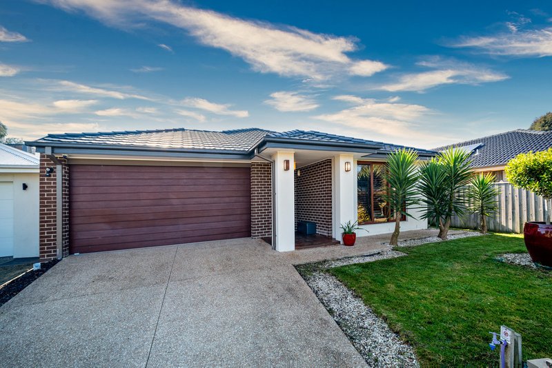 6 Peridot Ave , Officer VIC 3809