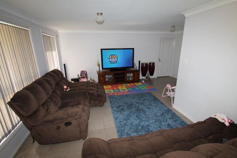 Photo - 6 Peter Coote Street, Quirindi NSW 2343 - Image 3