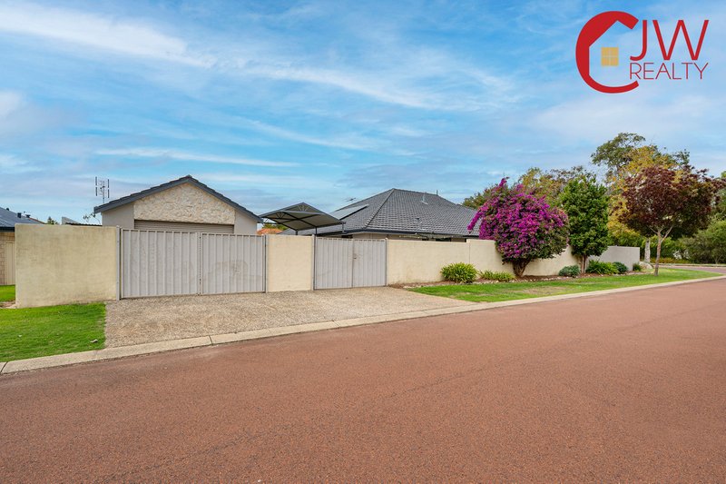 Photo - 6 Pickmore Circus, West Busselton WA 6280 - Image 2