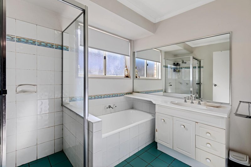 Photo - 6 Pimelea Court, Mountain Creek QLD 4557 - Image 11