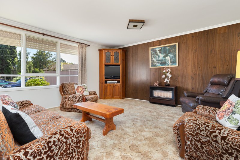 Photo - 6 Pin Oak Court, Narre Warren VIC 3805 - Image 7