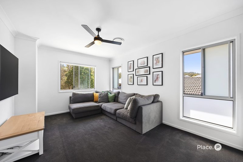 Photo - 6 Pine Place, Upper Kedron QLD 4055 - Image 10
