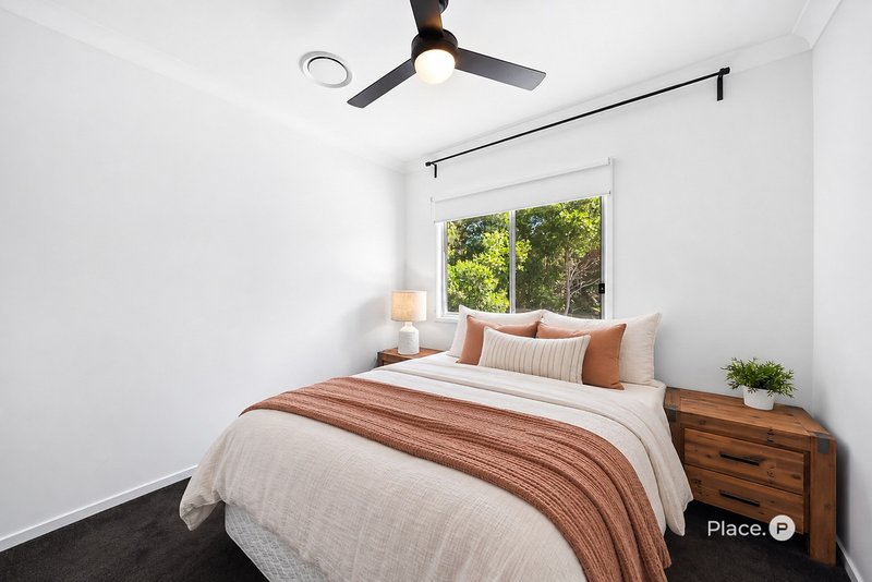 Photo - 6 Pine Place, Upper Kedron QLD 4055 - Image 11