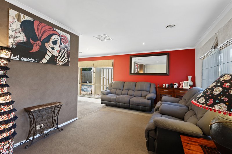 Photo - 6 Pine Vale Court, Epping VIC 3076 - Image 7