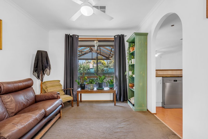 Photo - 6 Pinicle Court, Andrews Farm SA 5114 - Image 11