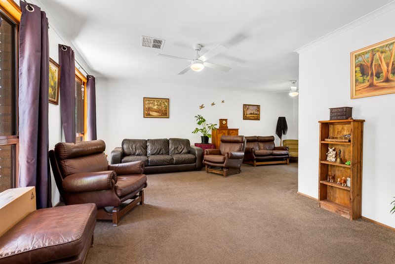 Photo - 6 Pinicle Court, Andrews Farm SA 5114 - Image 13