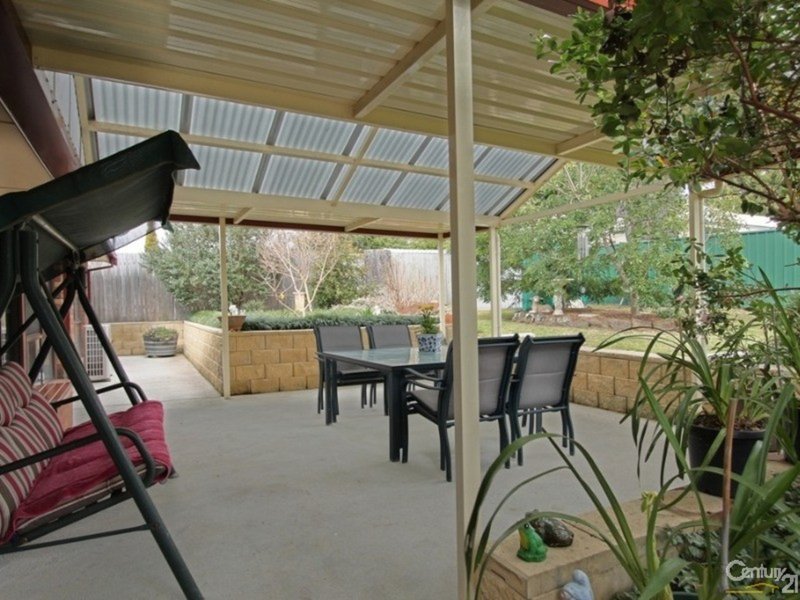 Photo - 6 Pinnata Street, Woodford NSW 2778 - Image 8