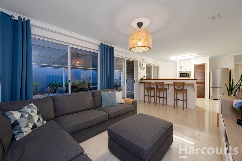 Photo - 6 Pinta Lane, Currambine WA 6028 - Image 8