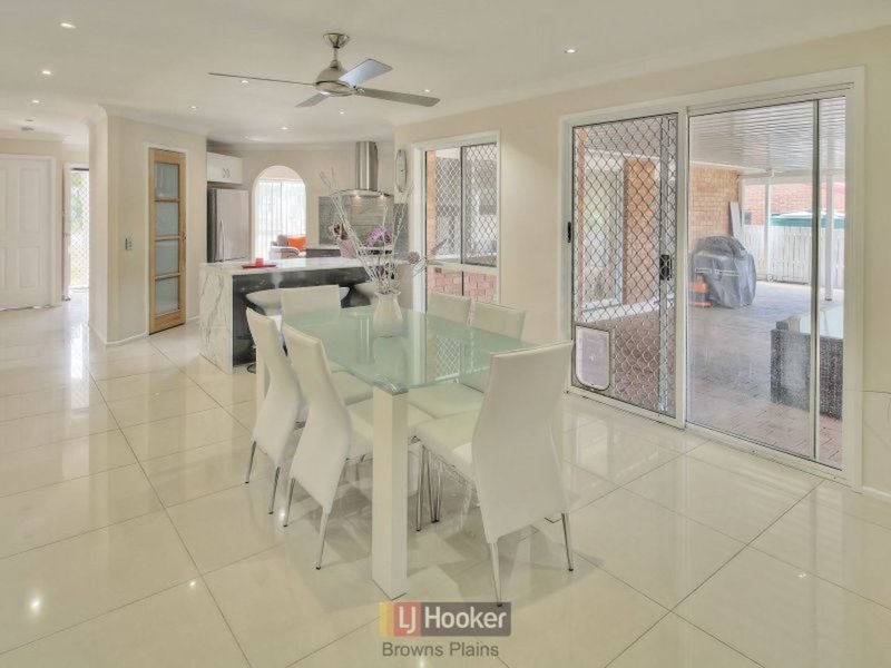 Photo - 6 Piper Court, Boronia Heights QLD 4124 - Image 2