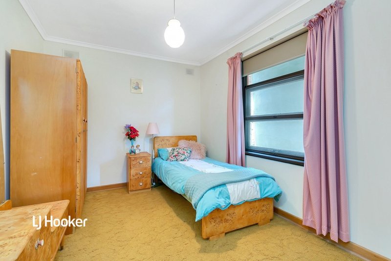 Photo - 6 Pitcairn Avenue, Marion SA 5043 - Image 10