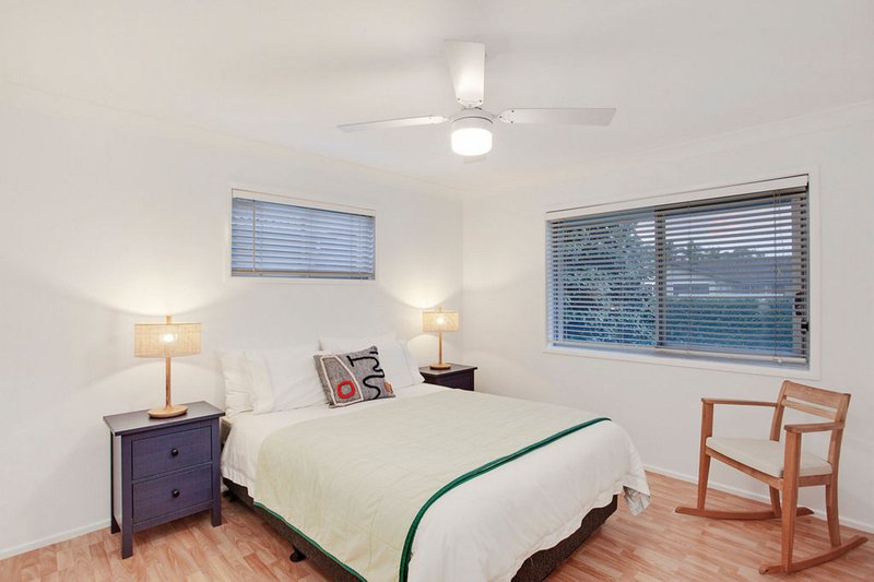 Photo - 6 Pitta Place, Burleigh Waters QLD 4220 - Image 8