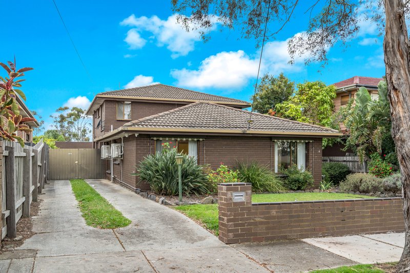 6 Plumpton Avenue, Craigieburn VIC 3064