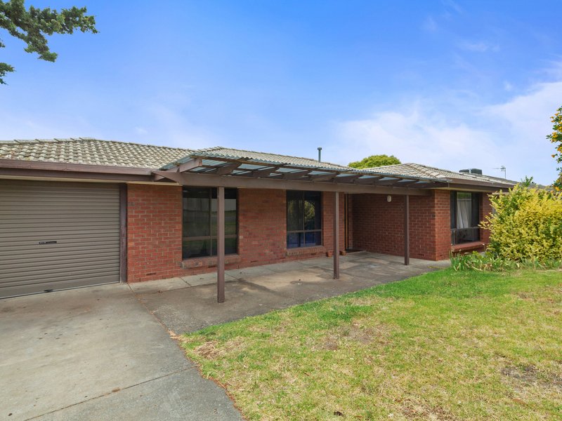 Photo - 6 Plumtree Crescent, Huntfield Heights SA 5163 - Image 5