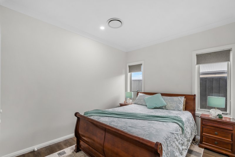 Photo - 6 Polsson Street, Horsley NSW 2530 - Image 10