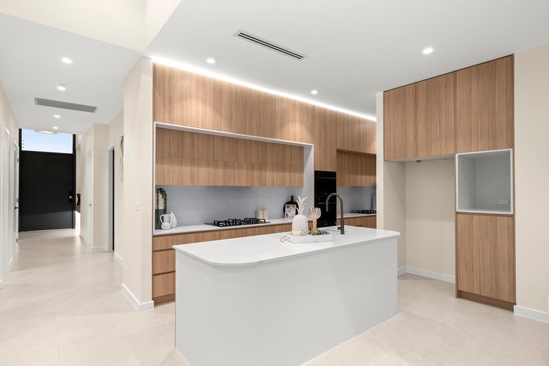 Photo - 6 Polwarth Street (The Gables) , Box Hill NSW 2765 - Image 7