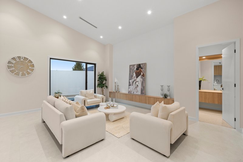 Photo - 6 Polwarth Street (The Gables) , Box Hill NSW 2765 - Image 10