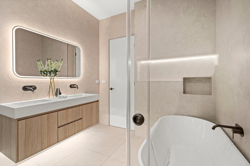 Photo - 6 Polwarth Street (The Gables) , Box Hill NSW 2765 - Image 25