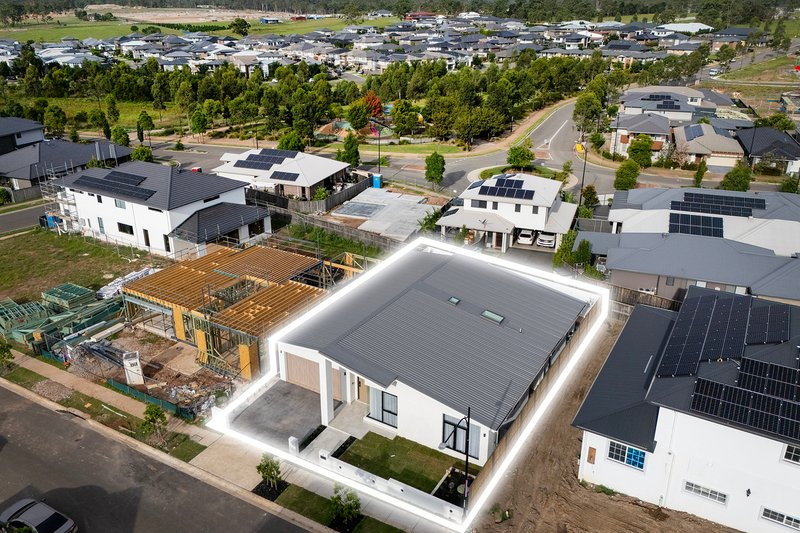 Photo - 6 Polwarth Street (The Gables) , Box Hill NSW 2765 - Image 32